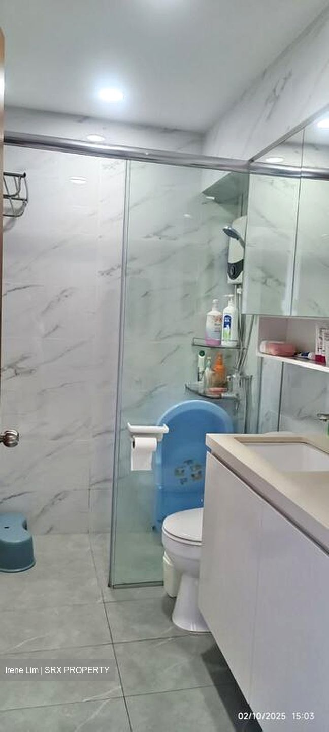 Blk 286B Toh Guan Road (Jurong East), HDB Executive #497618831
